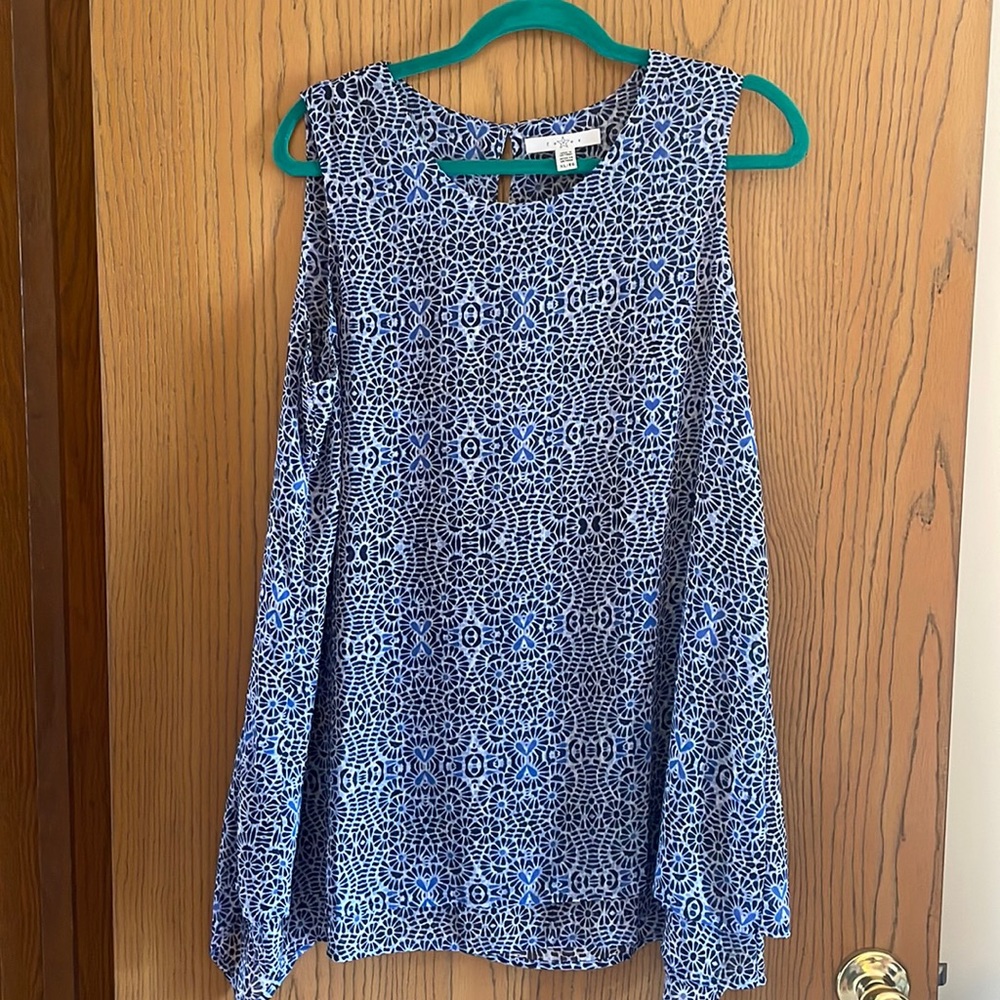 Fever blouse XL blue and white
